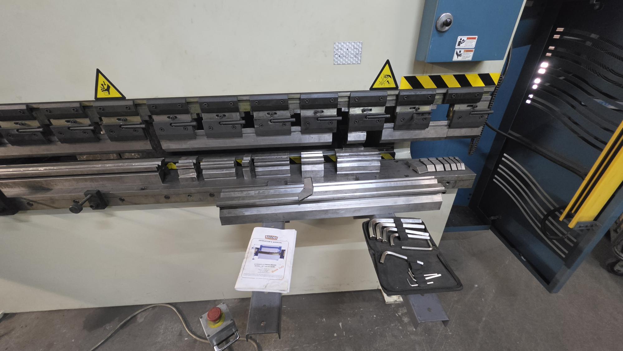 135 Ton x 10.5' Baileigh PPTK 135/30 Hydraulic Press Brake, 2017 - Backgauge - Image 4