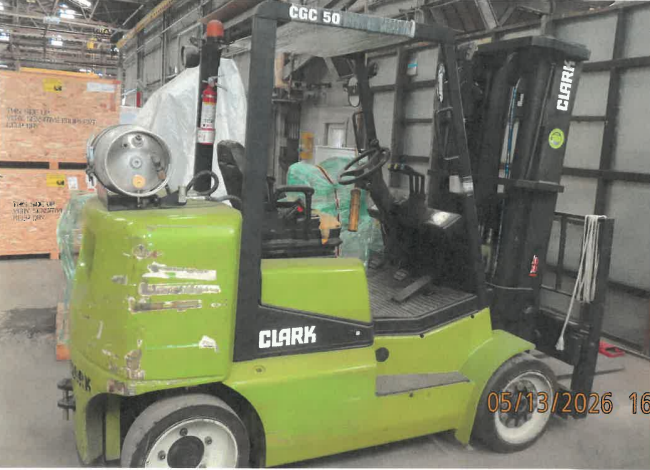 Clark CGC50L Forklift, 2018 – 10,000 lb LPG Cushion Tire Lift Truck w/ 3-Stage Mast, Side Shift & 4.3L PSI Engine - Image 2
