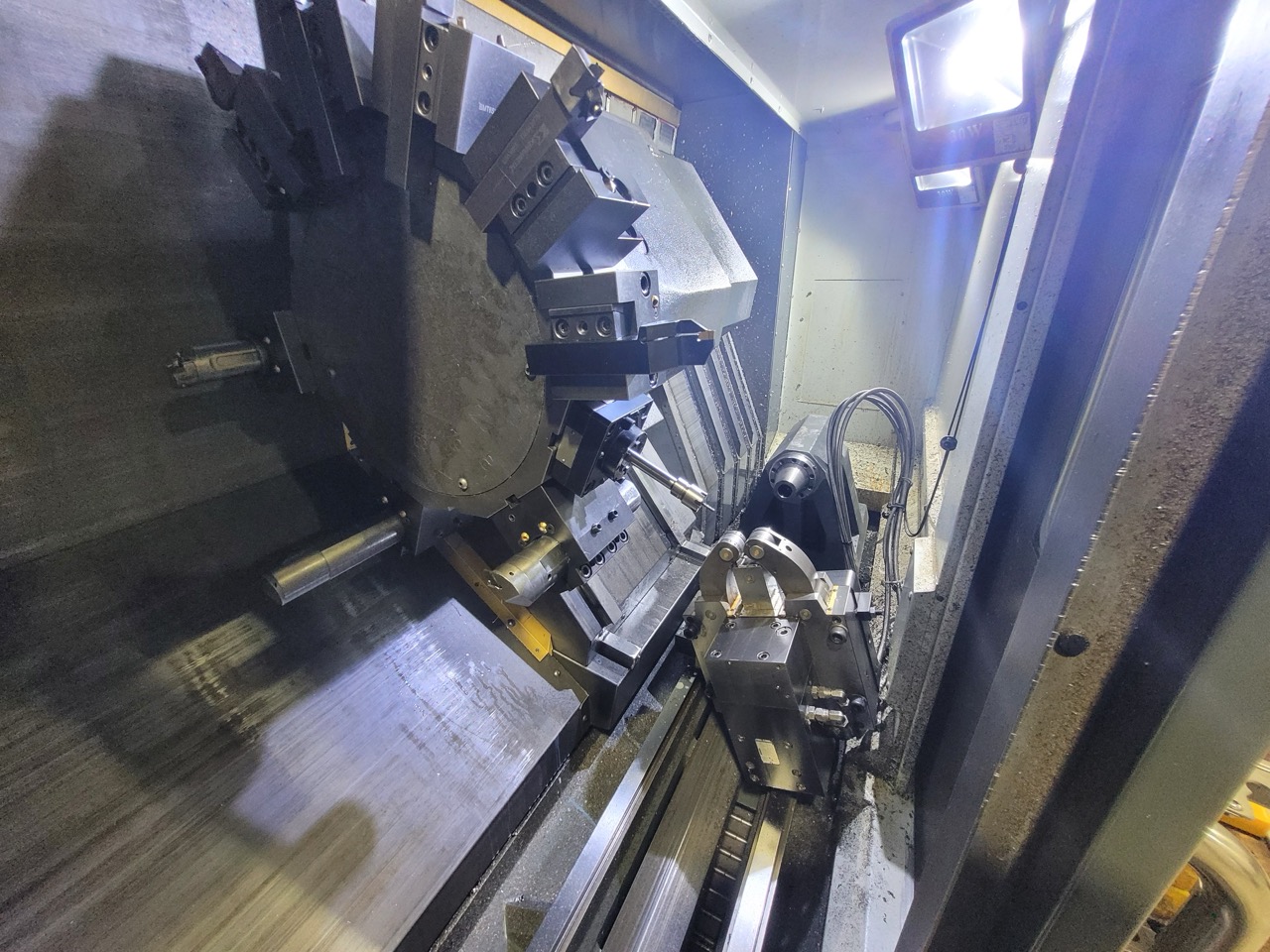 Haas ST-35LY CNC Lathe, 2020 - 62" Long Bed, 6K Live Tooling, Y-Axis, Tool Presetter - Image 4