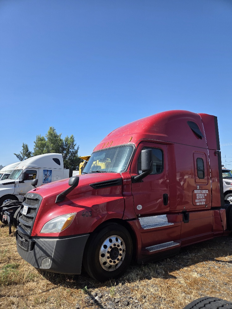 Freightliner Cascadia 126 Sleeper Truck, 2019 – Detroit DD15, DT12 Automatic, 72” Raised Roof, Tandem Axle - Image 2