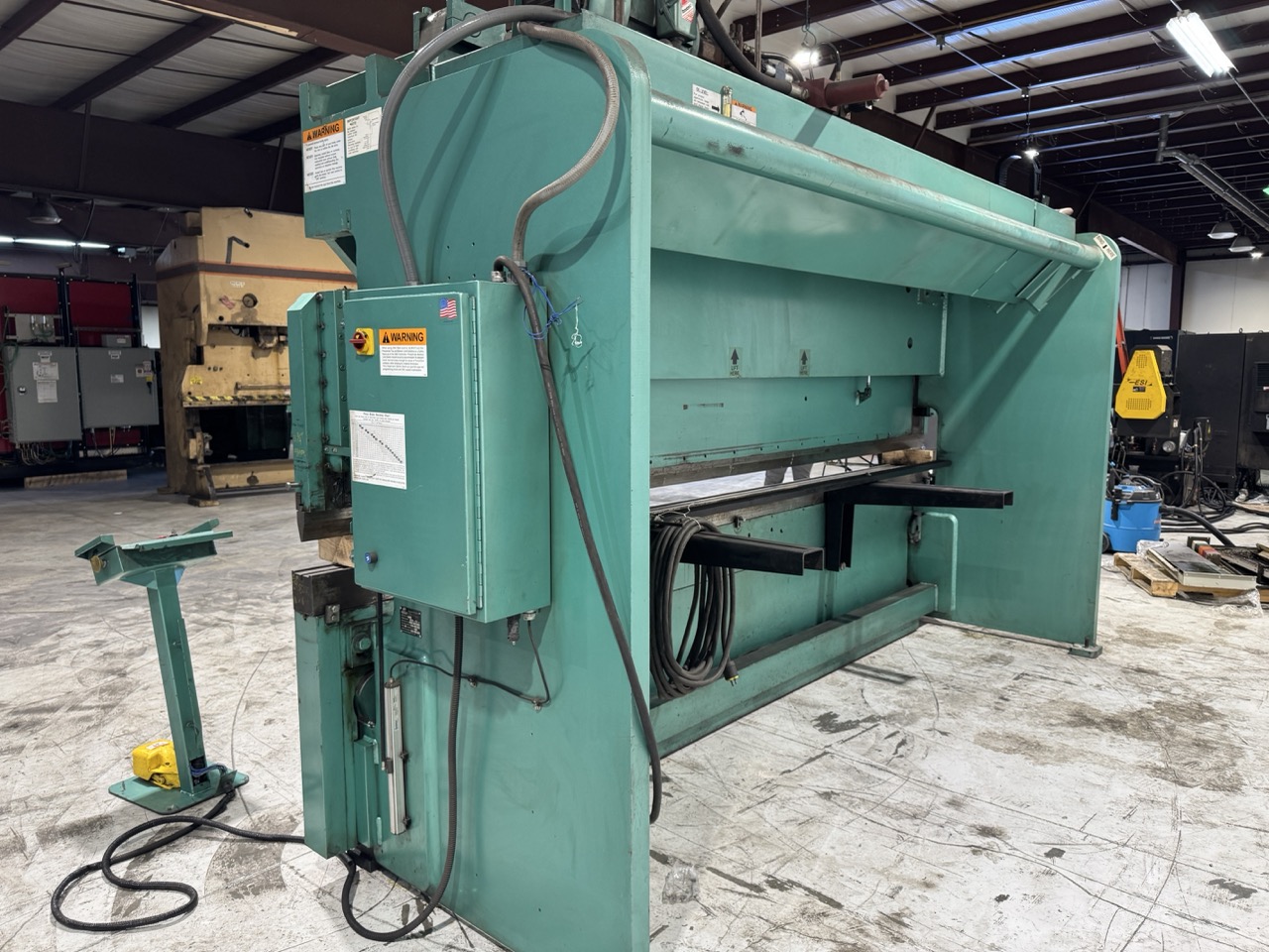 Piranha Model 175-14 175 Ton 14-Ft Hydraulic Press Brake, 2002 - Image 3