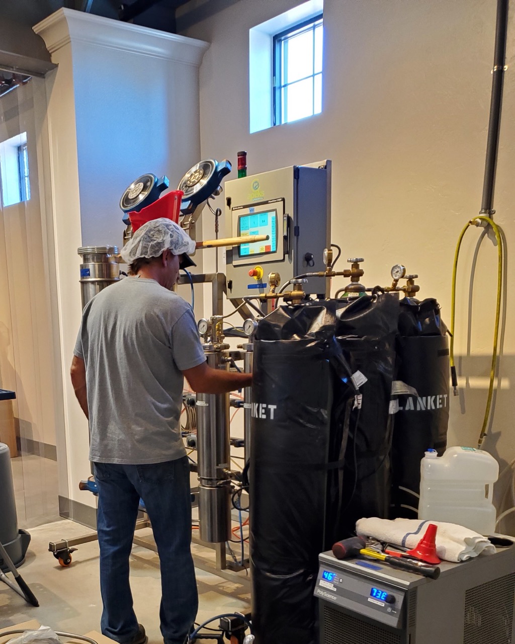 (x2) Apeks 1500 Double 20 CO₂ Extractors with Supporting Equipment – 2018 Systems - Image 2