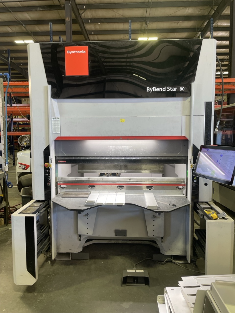 88 Ton x 5' Bystronic ByBend Star CNC Kuka Robot Controlled Press Brake, 2023 - Tooling Included, Robot Included, 6 Axis Backgauge - Image 7