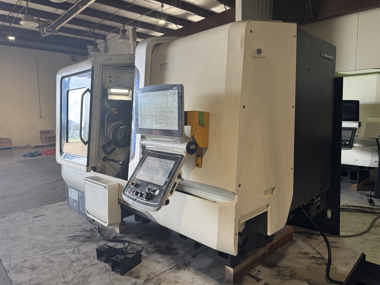 DMG Mori NLX 2500/700 CNC Lathe, 2019 – 10" Chuck, Sub-Spindle, Chip Conveyor - Image 18