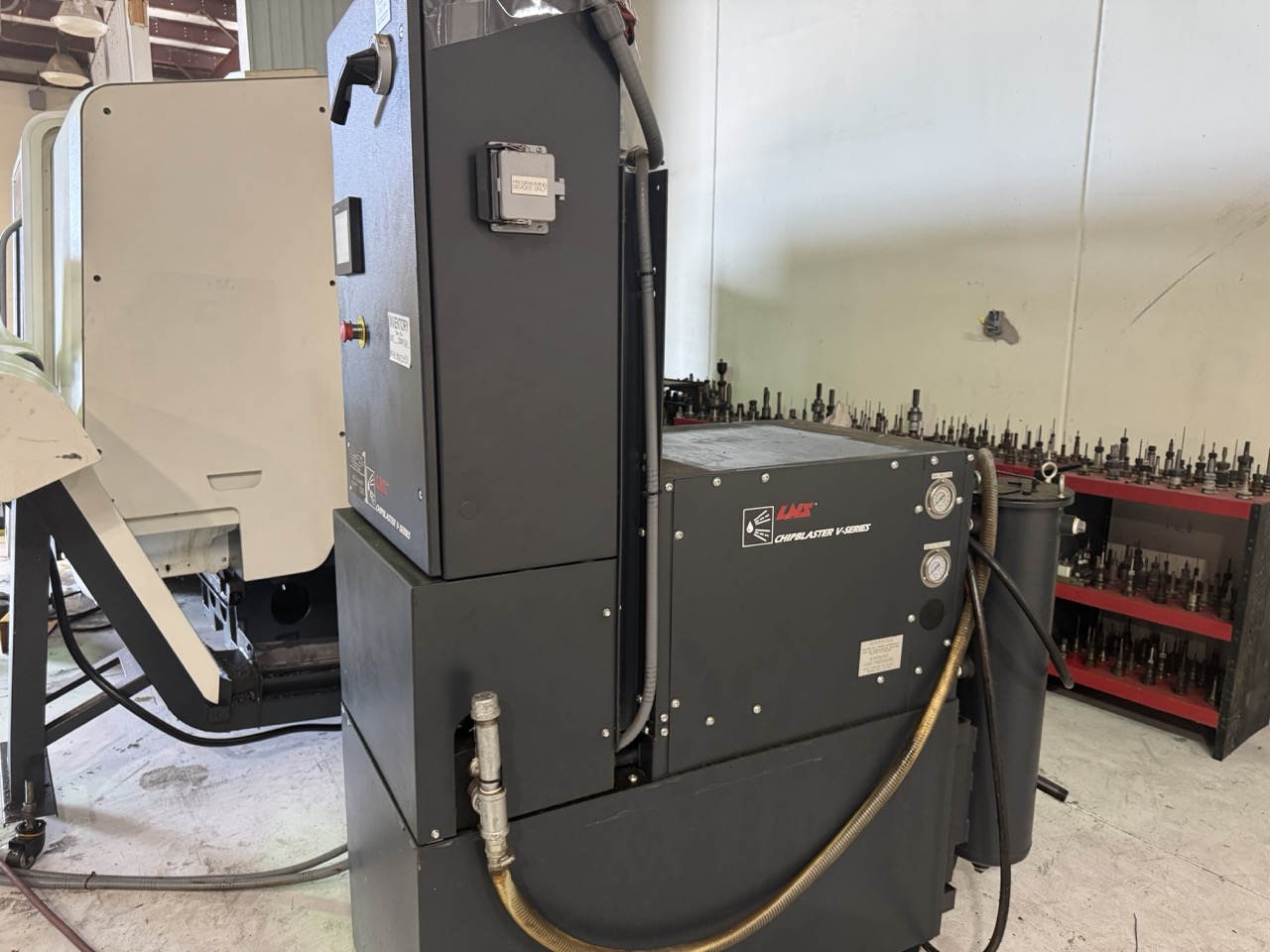 DMG Mori NLX 2500/700 CNC Lathe, 2019 – 10" Chuck, Sub-Spindle, Chip Conveyor - Image 27