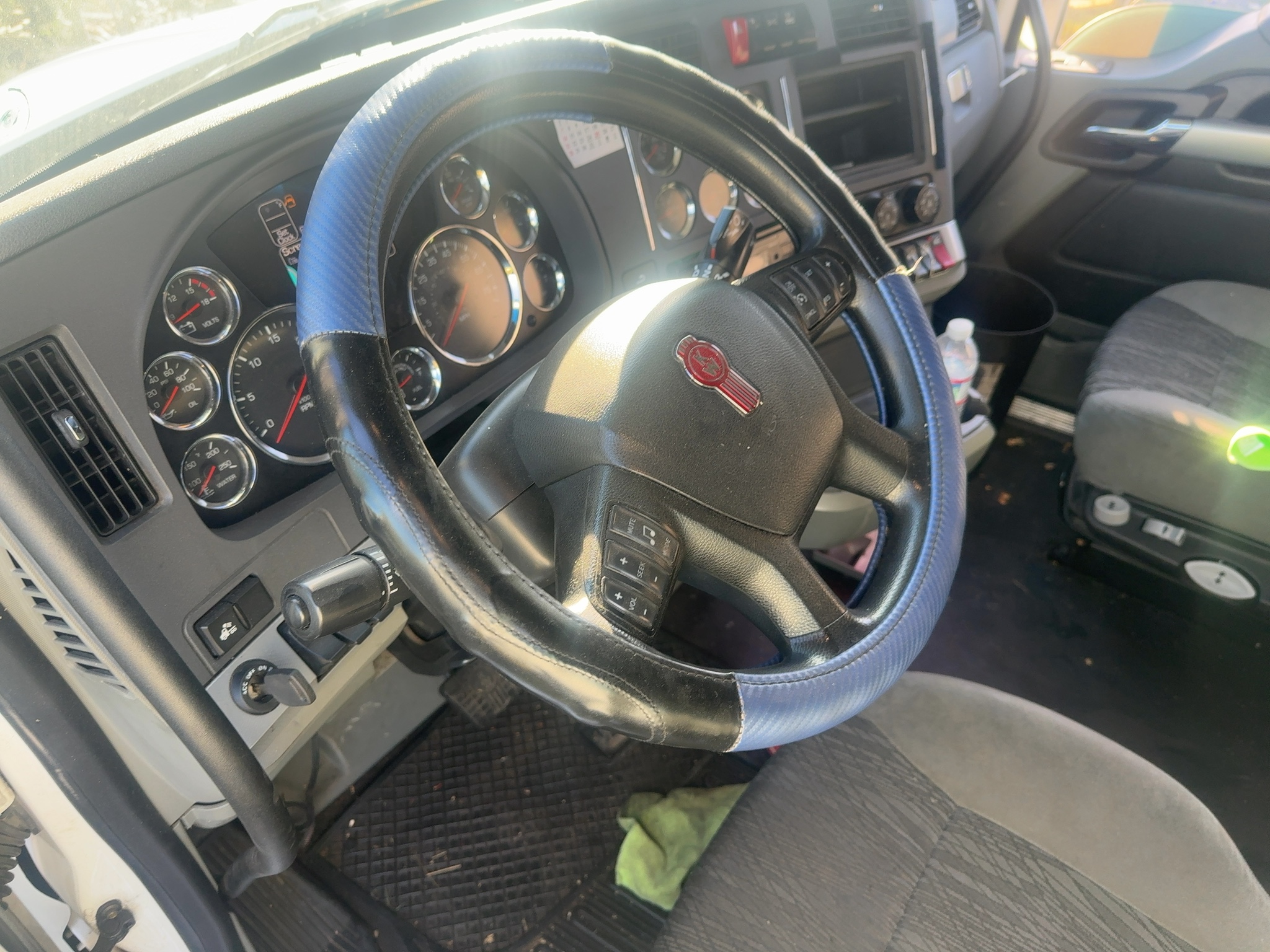 Kenworth T680 Sleeper Truck, 2020 - Cummins X15/ISX 15.0L Diesel - Image 15