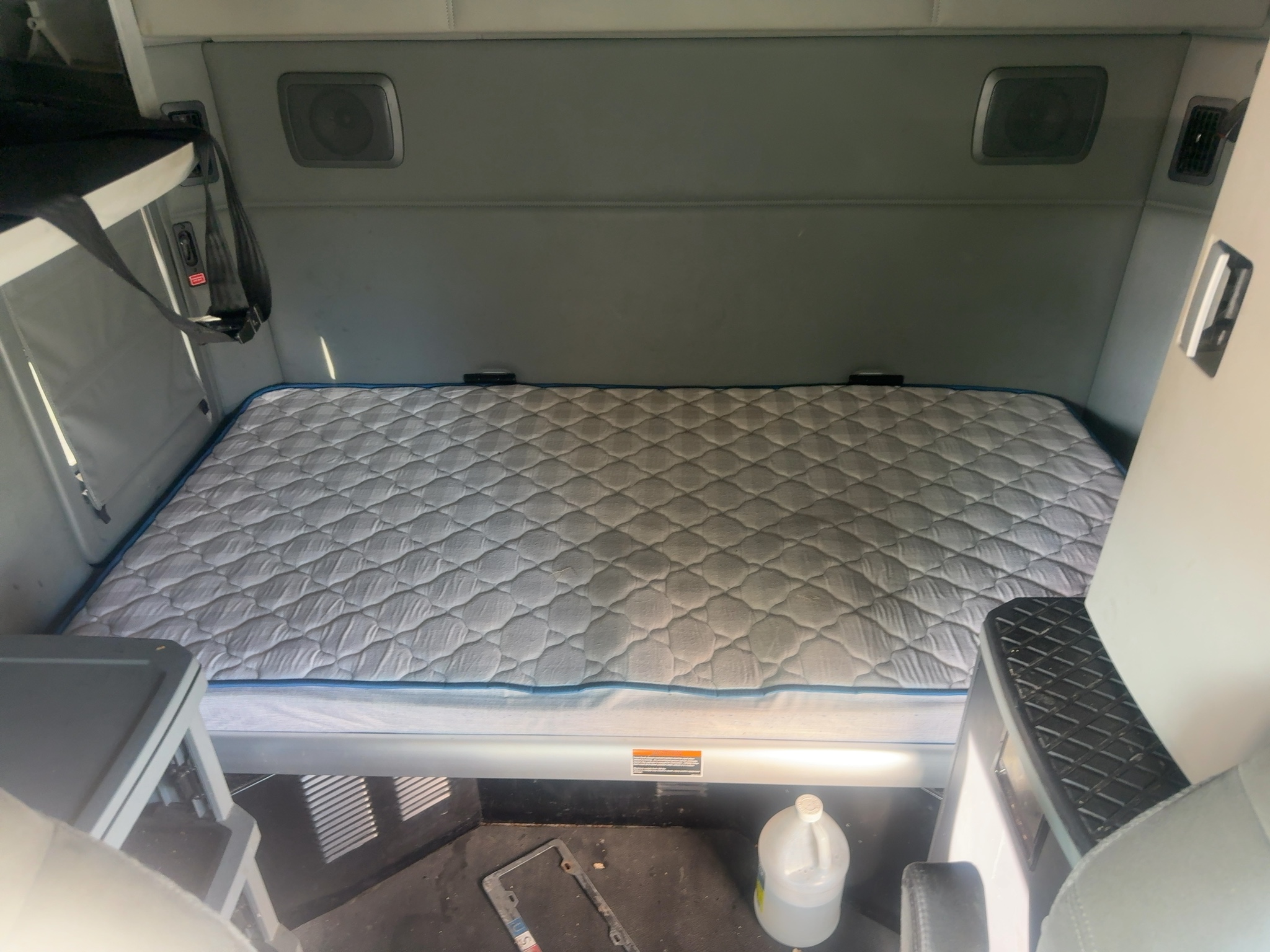 Kenworth T680 Sleeper Truck, 2020 - Cummins X15/ISX 15.0L Diesel - Image 25