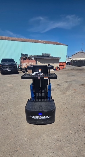 Mitsubishi FG25N 5,000 lb Pneumatic Tire LP/Gas Forklift, 2013 – Warehouse & Yard Lift Truck (2)