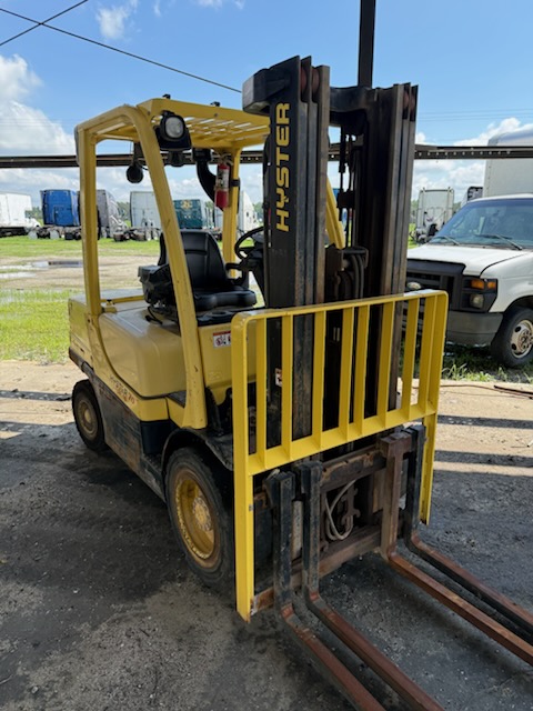 Hyster H70FT 7,000 lb LPG Cushion/Pneumatic Forklift, 2020 - Triple Mast, Side Shift (2)