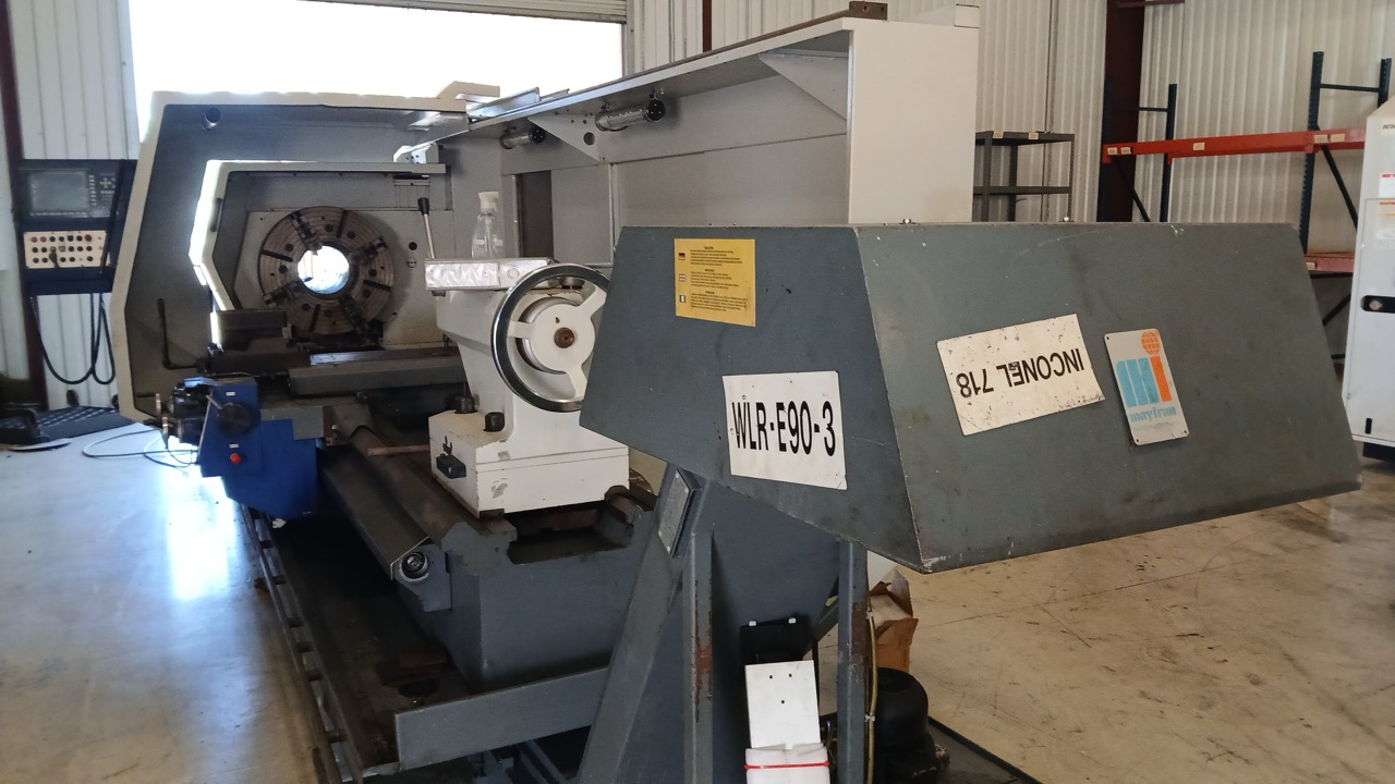 Weiler E90 x 3000, 2012 - CNC Lathe, 10" Bore, Weiler CNC Control, Steady Rest, Chip Conveyor