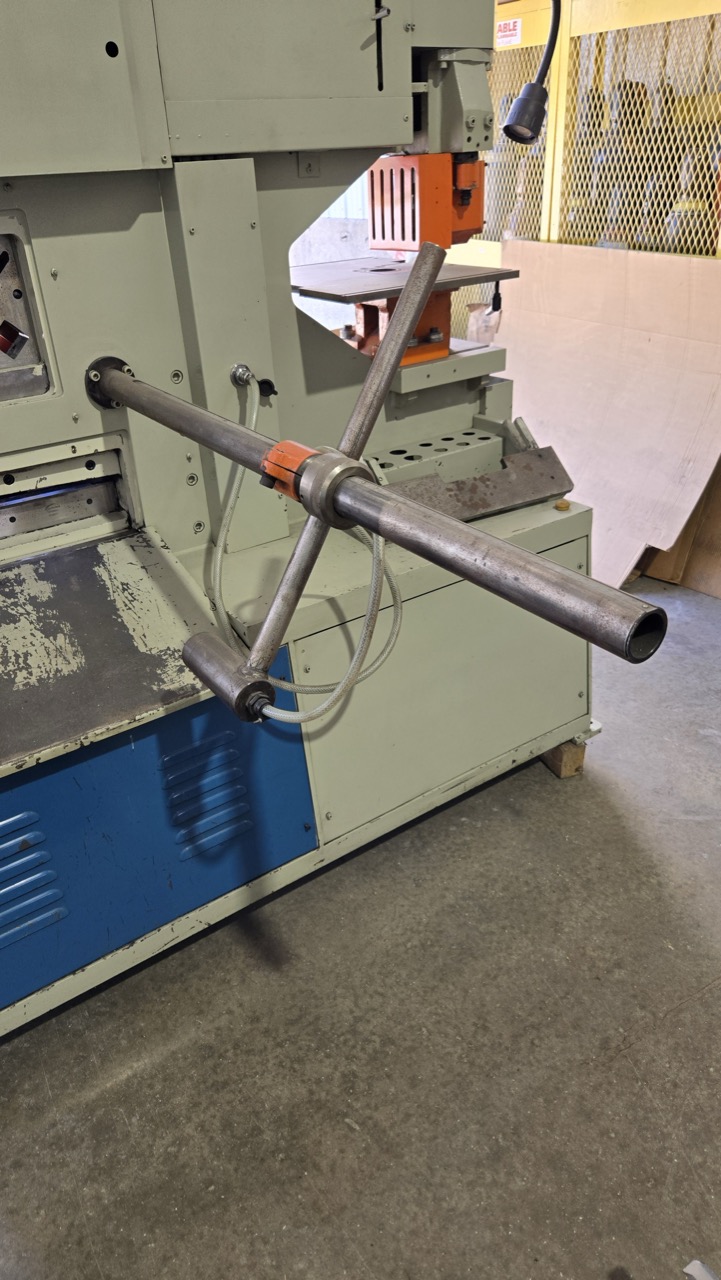 95 Ton Baileigh SW-95 Hydraulic Ironworker, 2018 - Image 10
