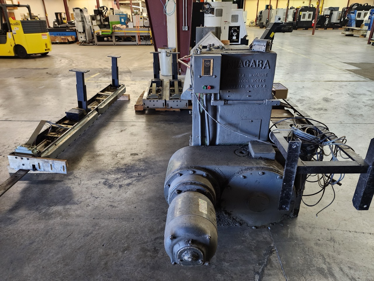 12Ga x 12' Niagara 612 Mechanical Shear - Front Sheet supports, Cnc Backgauge - Image 7