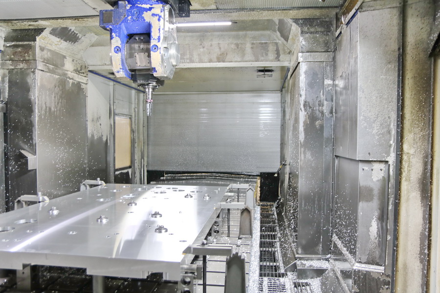 Droop + Rein TFS 22-40 DT D40 P CNC 5-Axis Planer Type Milling Machine, 2007 - Dual Chip Conveyors, Through Spindle Coolant, Probe, Rotary Table - Image 12