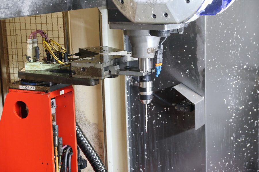 Droop + Rein TFS 22-40 DT D40 P CNC 5-Axis Planer Type Milling Machine, 2007 - Dual Chip Conveyors, Through Spindle Coolant, Probe, Rotary Table - Image 15