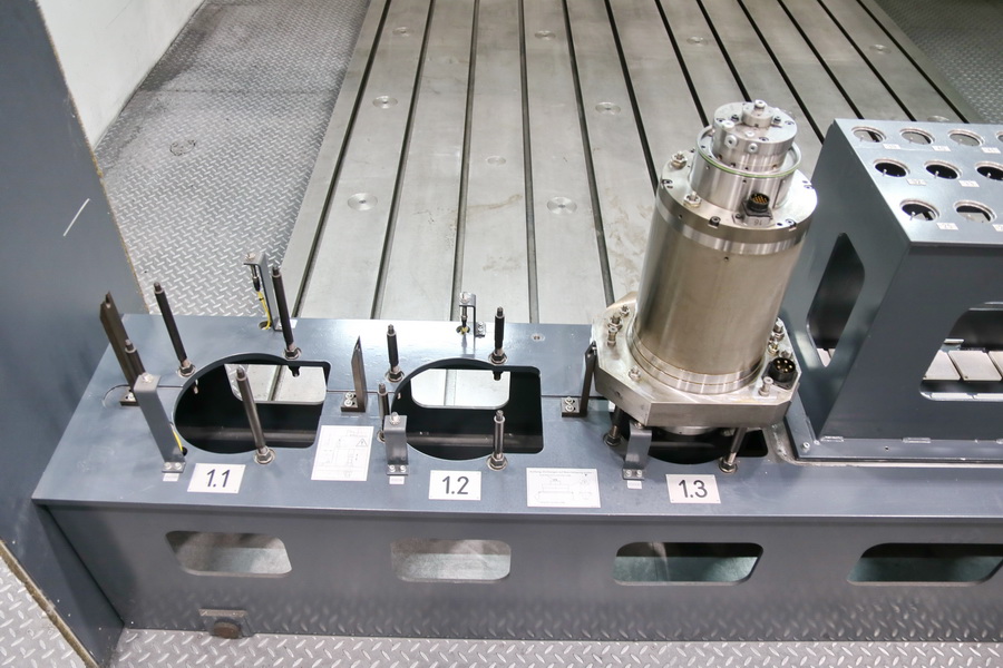 Droop + Rein FOGS 40 60 C CNC 5-Axis High Speed Gantry Type Machining Center, 2016 - Rotary Table, Probe, Blum Tool Measurement System, Extraction System - Image 17