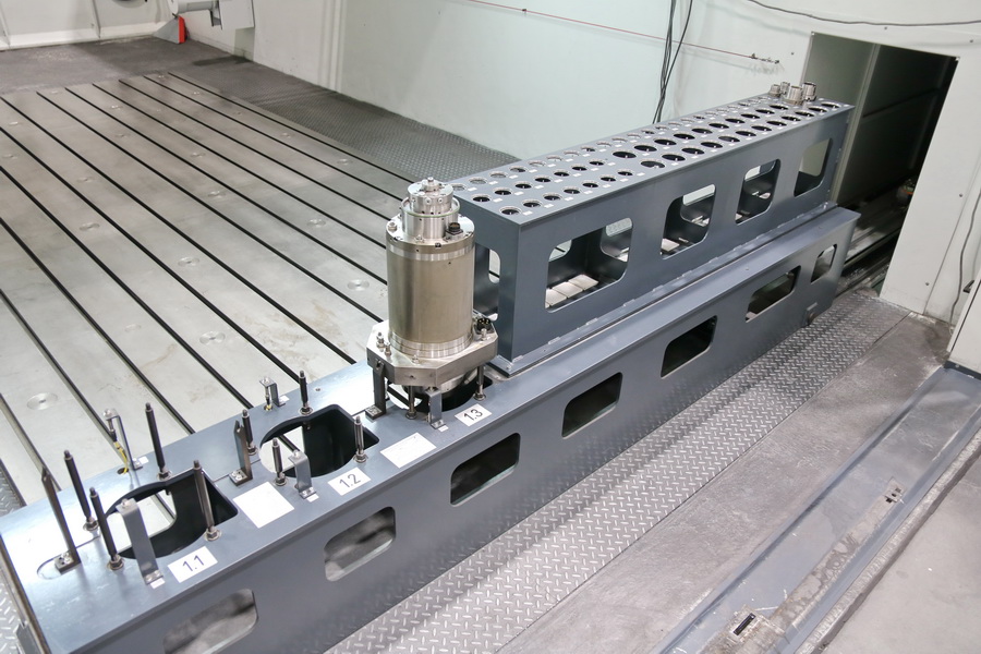 Droop + Rein FOGS 40 60 C CNC 5-Axis High Speed Gantry Type Machining Center, 2016 - Rotary Table, Probe, Blum Tool Measurement System, Extraction System - Image 19