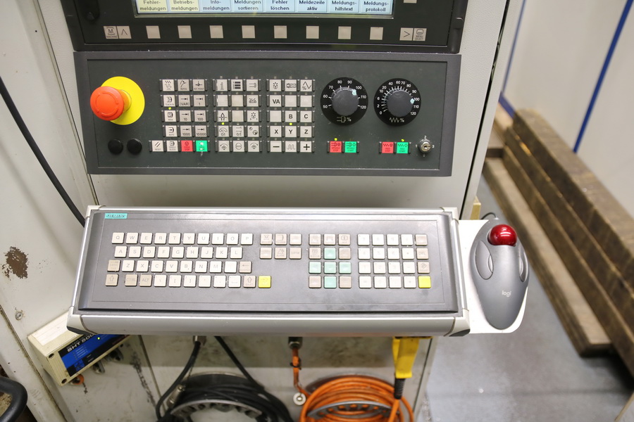 Droop + Rein TFS 22-40 DT D40 P CNC 5-Axis Planer Type Milling Machine, 2007 - Dual Chip Conveyors, Through Spindle Coolant, Probe, Rotary Table - Image 19