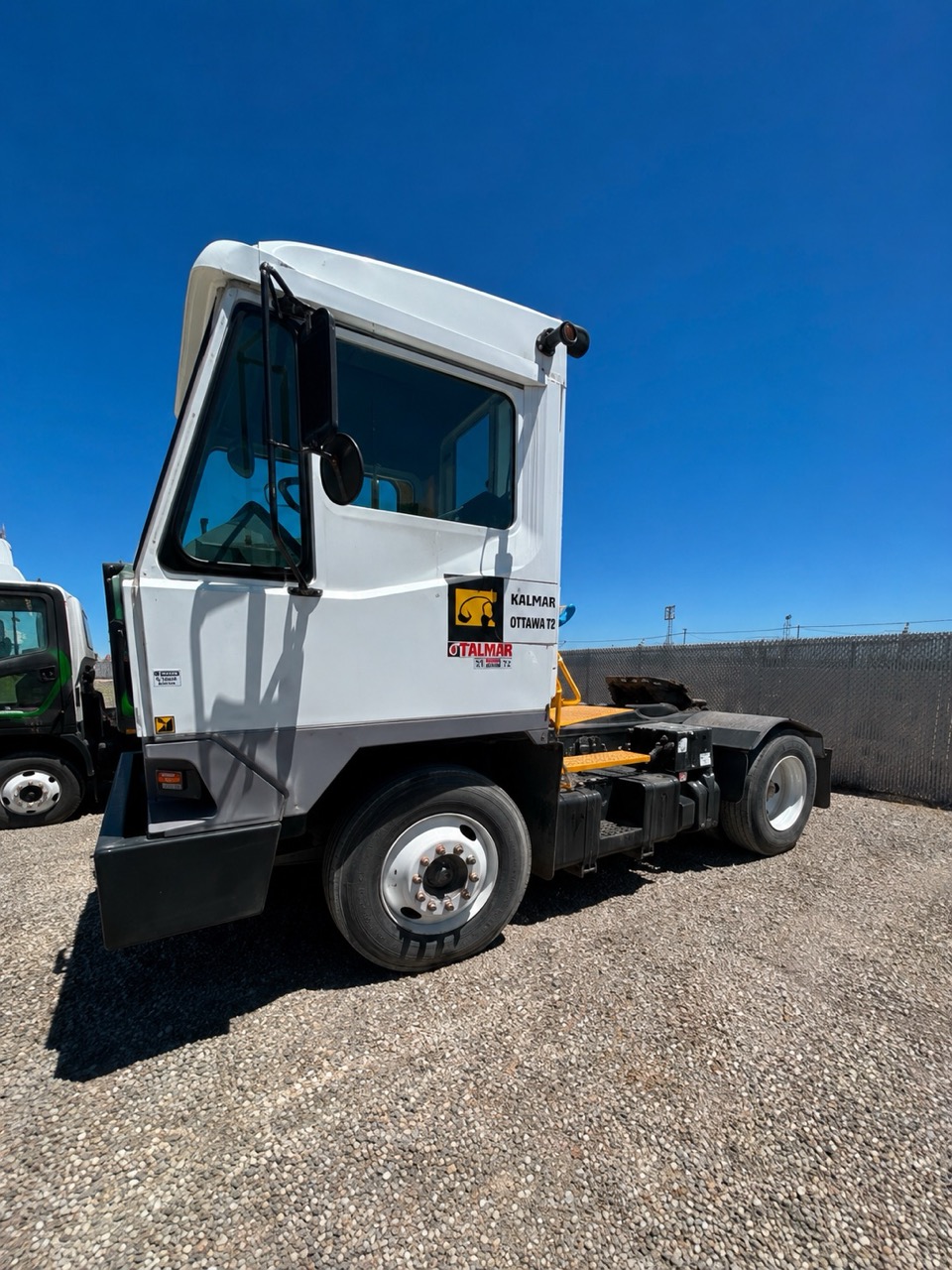 Kalmar Ottawa T2-30 Yard Truck (Non DOT), 2019 - Image 2