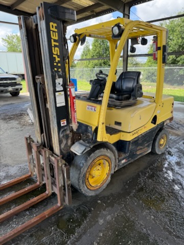 Hyster H70FT 7,000 lb LPG Cushion/Pneumatic Forklift, 2020 - Triple Mast, Side Shift (1) - Image 2