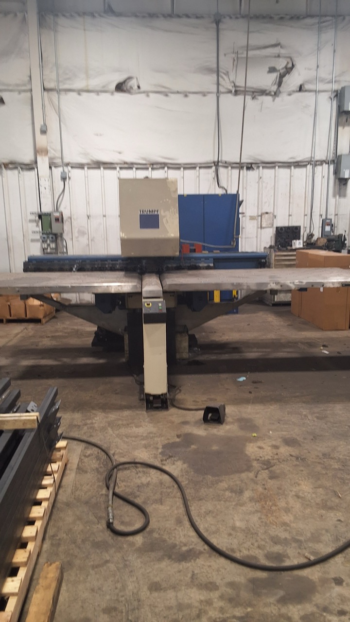Trumpf Trumatic 200 CNC Turret Punch Press, 1996 - Image 2