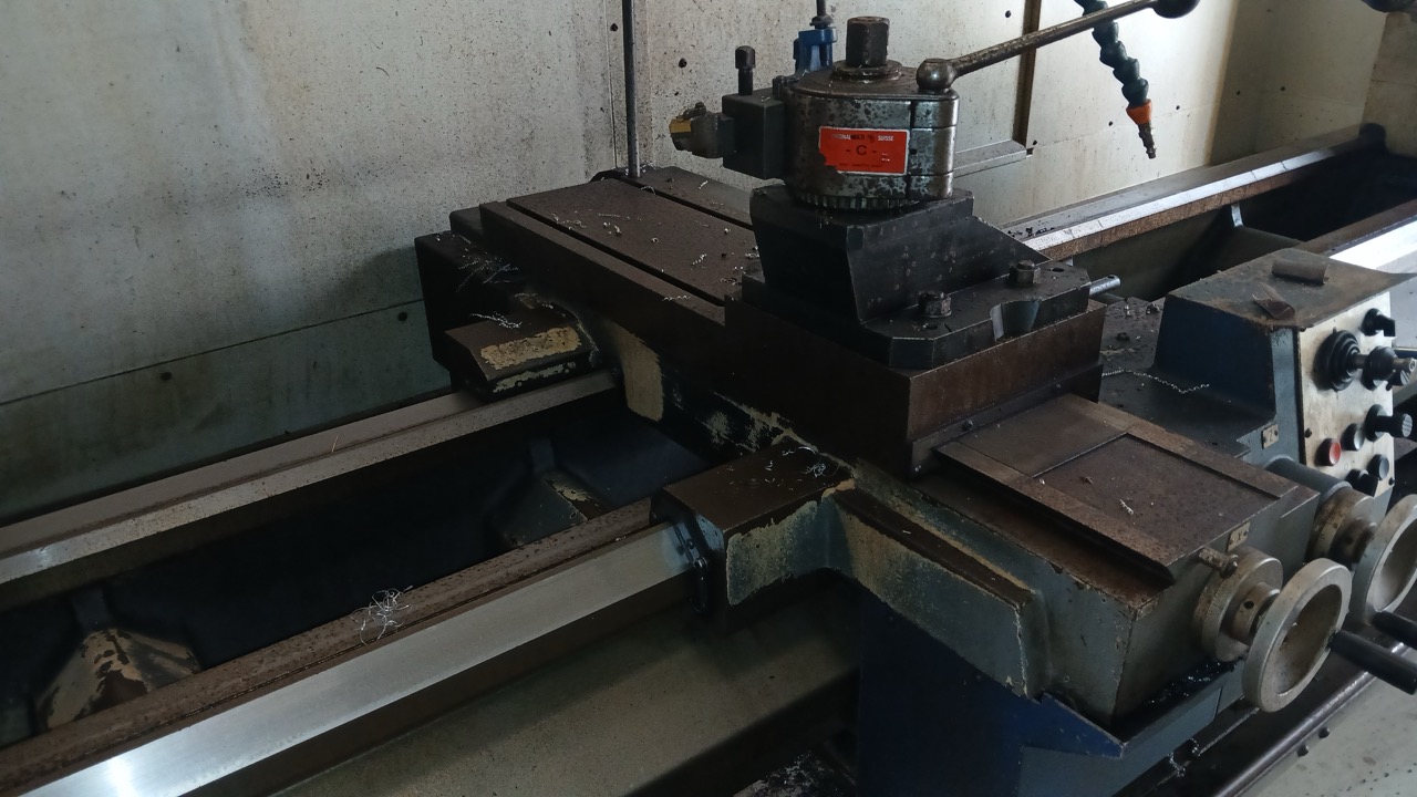 Weiler E70 x 3000, 2012 - CNC Lathe, Weiler Control, 8" Spindle Bore, Chip Conveyor - Image 8