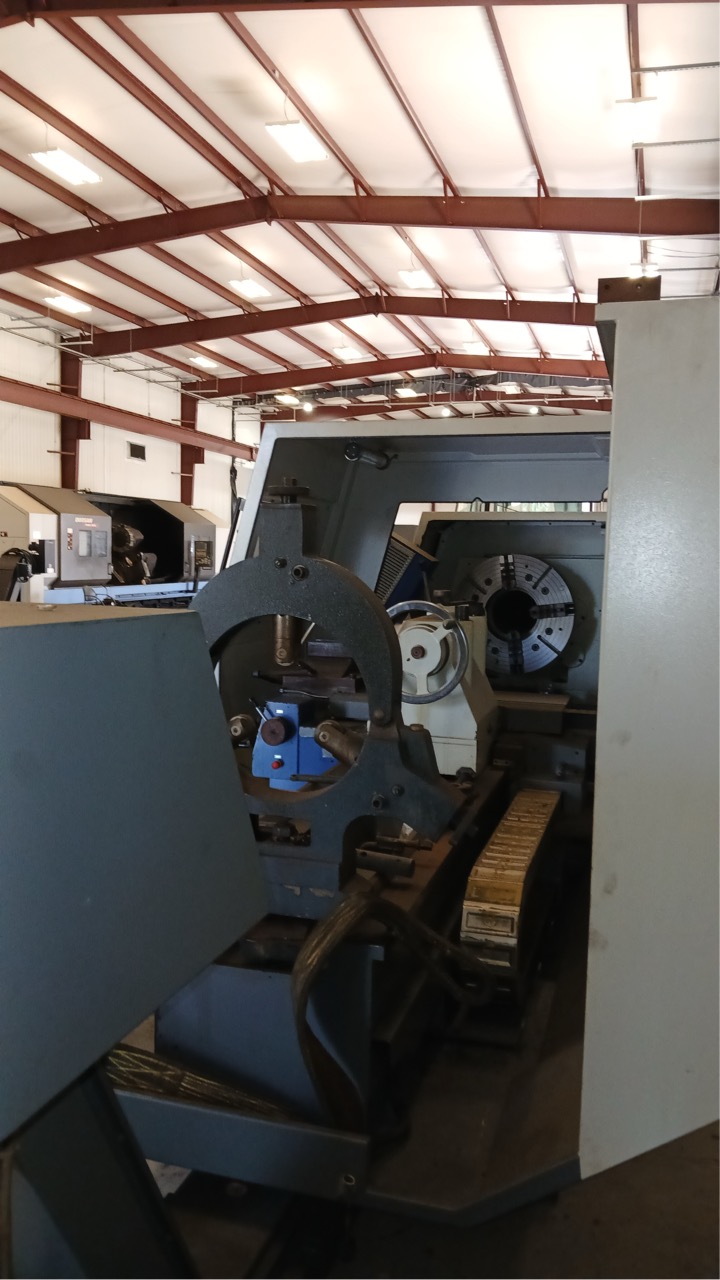 Weiler E90 x 3000 CNC Lathe, 2012 - 10" Bore, Weiler CNC Control, Steady Rest, Chip Conveyor - Image 9
