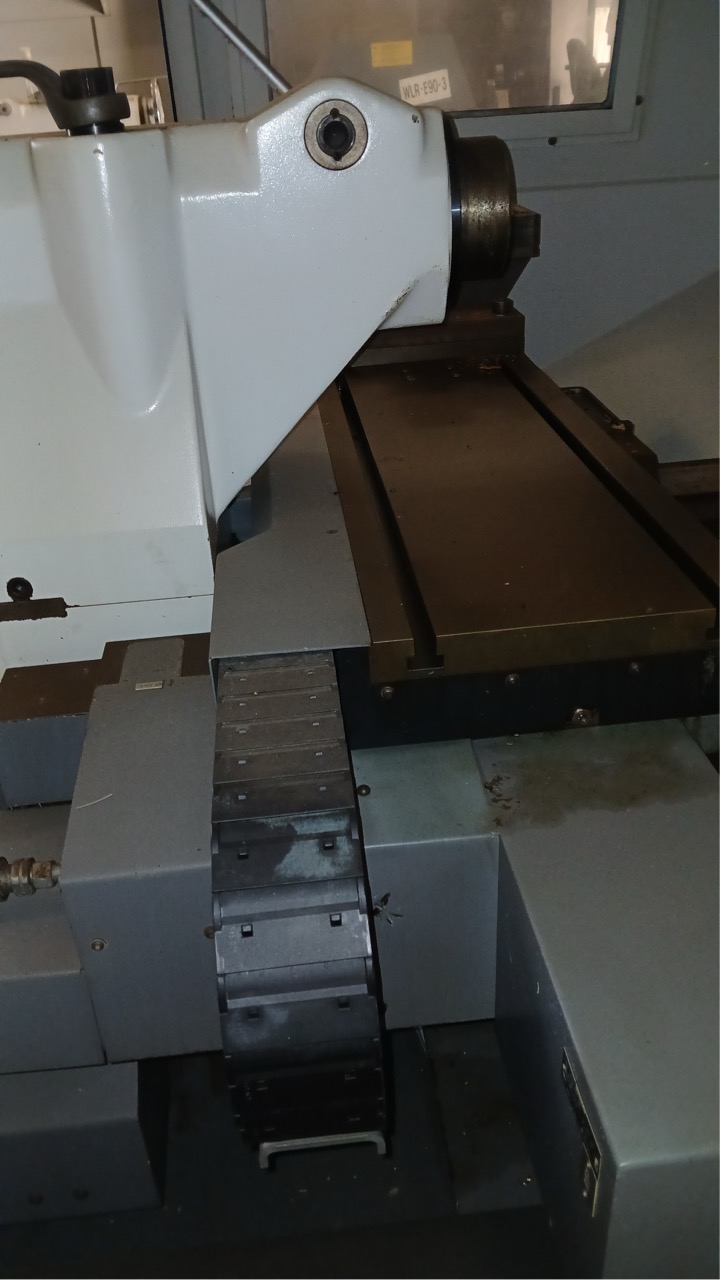 Weiler E90 x 3000 CNC Lathe, 2012 - 10" Bore, Weiler CNC Control, Steady Rest, Chip Conveyor - Image 11