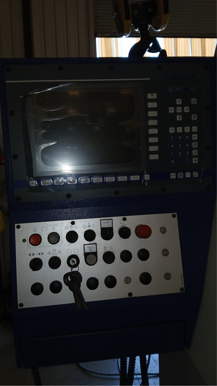 Weiler E90 x 3000, 2012 - CNC Lathe, 10" Bore, Weiler CNC Control, Steady Rest, Chip Conveyor - Image 2