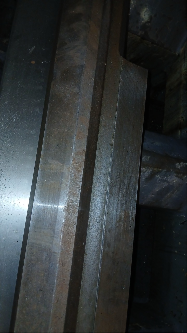 Weiler E90 x 3000 CNC Lathe, 2012 - 10" Bore, Weiler CNC Control, Steady Rest, Chip Conveyor - Image 17