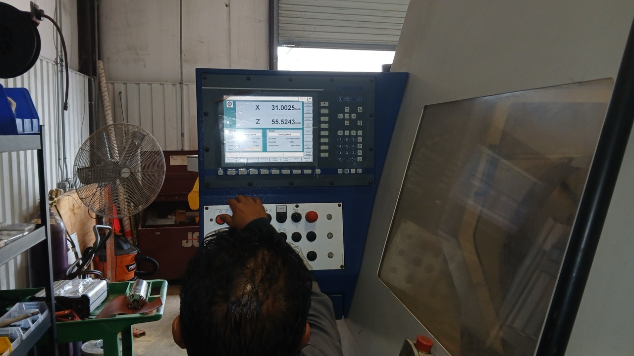 Weiler E90 x 3000, 2012 - CNC Lathe, 10" Bore, Weiler CNC Control, Steady Rest, Chip Conveyor - Image 11
