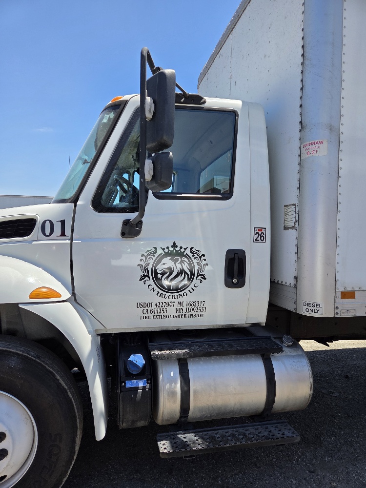International DuraStar 4300 26’ Box Truck, 2018 – Cummins B6.7 Diesel, Allison Automatic, Liftgate & Non-CDL GVWR - Image 4