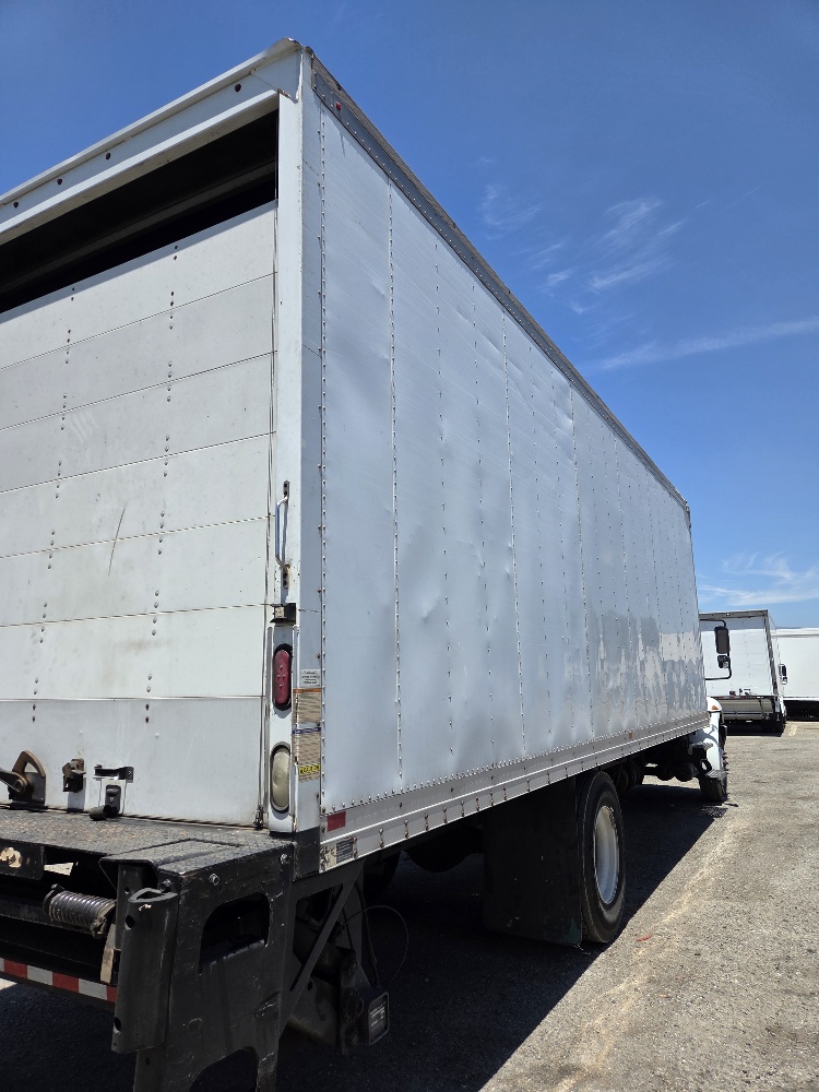 International DuraStar 4300 26’ Box Truck, 2018 – Cummins B6.7 Diesel, Allison Automatic, Liftgate & Non-CDL GVWR - Image 10