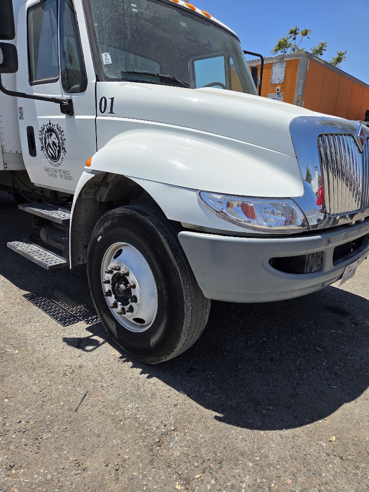International DuraStar 4300 26’ Box Truck, 2018 – Cummins B6.7 Diesel, Allison Automatic, Liftgate & Non-CDL GVWR - Image 14