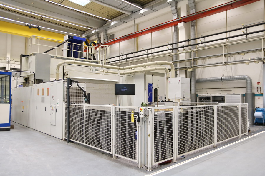 Droop + Rein TFS 22-40 DT D40 P CNC 5-Axis Planer Type Milling Machine, 2007 - Dual Chip Conveyors, Through Spindle Coolant, Probe, Rotary Table - Image 21