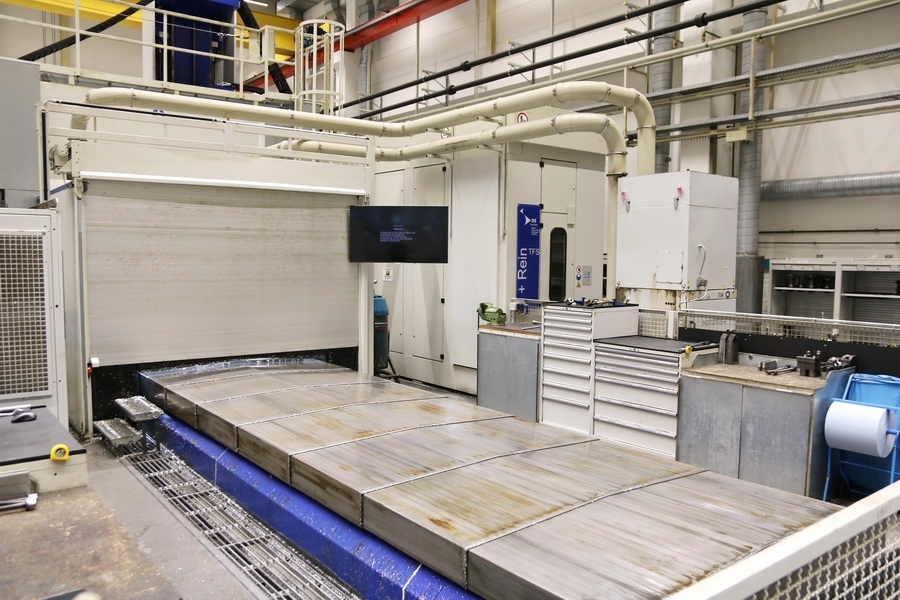 Droop + Rein TFS 22-40 DT D40 P CNC 5-Axis Planer Type Milling Machine, 2007 - Dual Chip Conveyors, Through Spindle Coolant, Probe, Rotary Table - Image 24