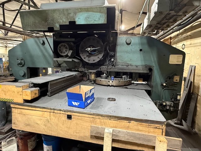 50 Ton Amada COMA-50-072 CNC Turret Punch Press, 1983 - Tooling Included - Image 3