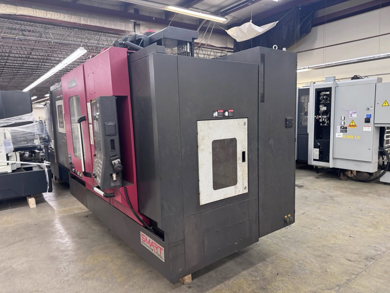 Smart Machine Tool NV 5500L CNC Vertical Machining Center, 2023 – 53” x 22” Travels, CAT40 Big Plus, 12K RPM, Fanuc 0i-MF Plus - Image 3
