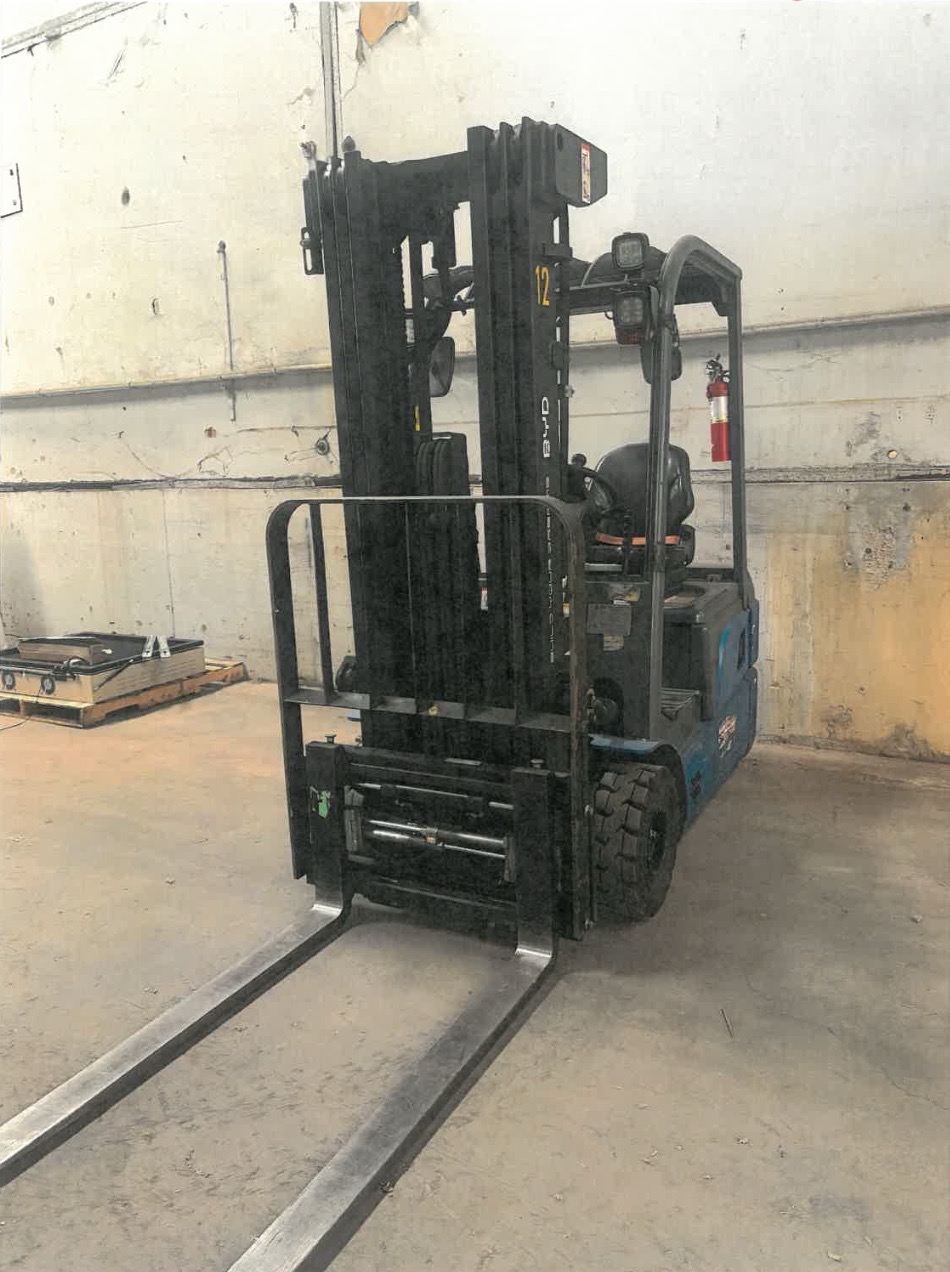 BYD ECB18-3W 4,000-Lb 3-Wheel Electric Forklift, 2023 (4) - Image 3