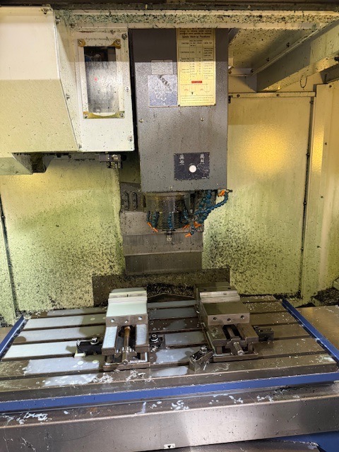 YCM XV-1020A VMC, 2008 - Fanuc Control - Image 3