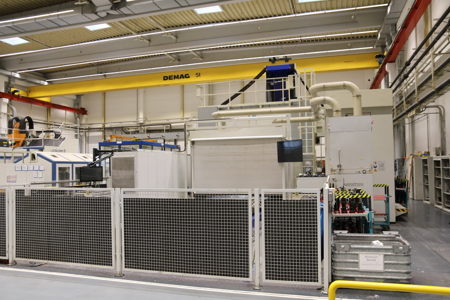 Droop + Rein TFS 22-40 DT D40 P CNC 5-Axis Planer Type Milling Machine, 2007 - Dual Chip Conveyors, Through Spindle Coolant, Probe, Rotary Table - Image 31
