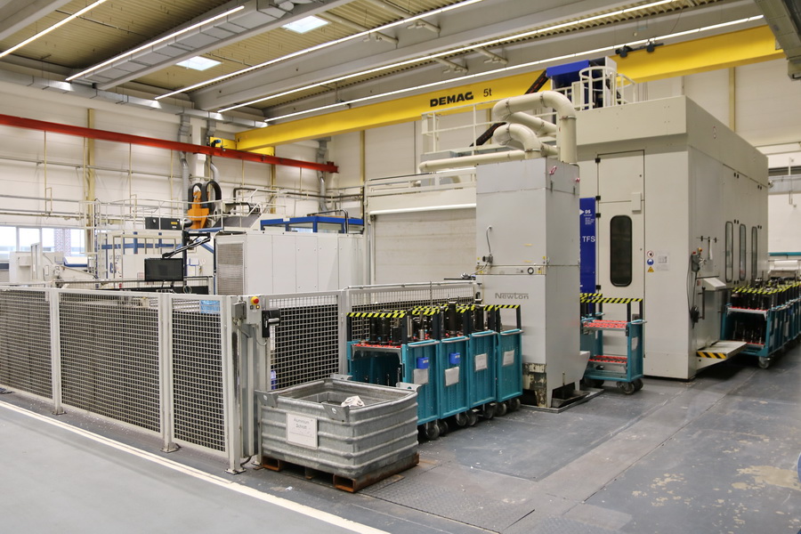 Droop + Rein TFS 22-40 DT D40 P CNC 5-Axis Planer Type Milling Machine, 2007 - Dual Chip Conveyors, Through Spindle Coolant, Probe, Rotary Table - Image 33