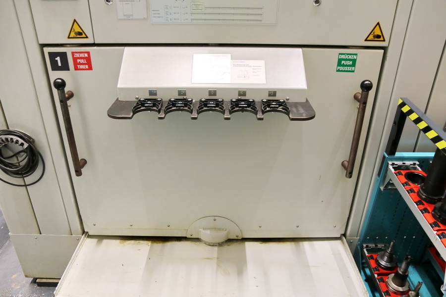 Droop + Rein TFS 22-40 DT D40 P CNC 5-Axis Planer Type Milling Machine, 2007 - Dual Chip Conveyors, Through Spindle Coolant, Probe, Rotary Table - Image 35