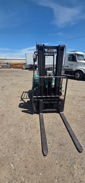 Mitsubishi FG25N 5,000 lb Pneumatic Tire LP/Gas Forklift, 2013 – Warehouse & Yard Lift Truck (1) - Image 4