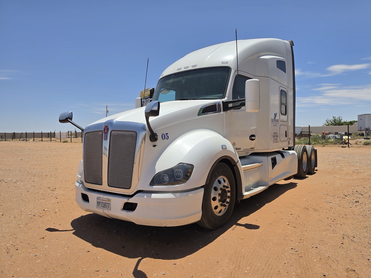 Kenworth T680 Raised Roof Sleeper, 2018 - Cummins ISX Engine - Image 3