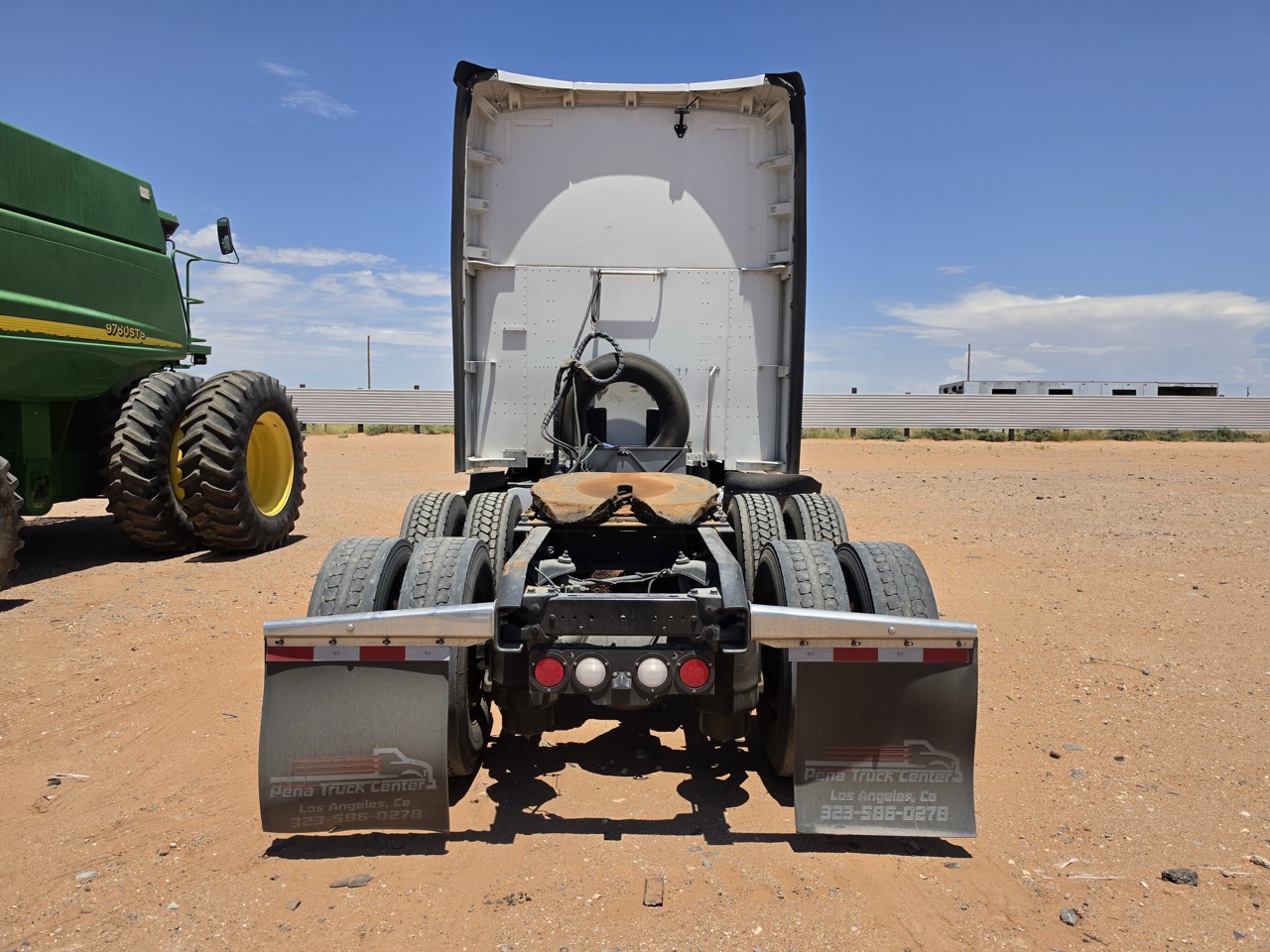 Kenworth T680 Raised Roof Sleeper, 2018 - Cummins ISX Engine - Image 5