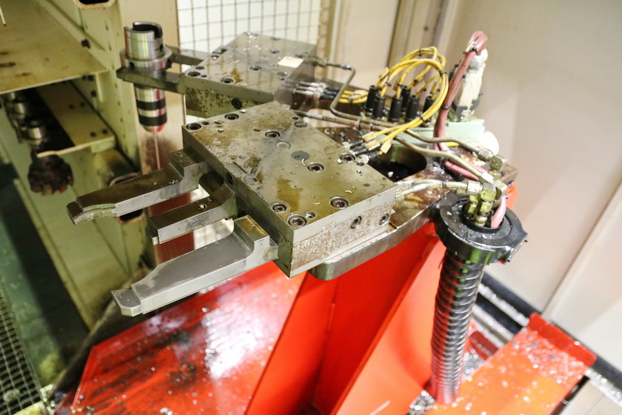 Droop + Rein TFS 22-40 DT D40 P CNC 5-Axis Planer Type Milling Machine, 2007 - Dual Chip Conveyors, Through Spindle Coolant, Probe, Rotary Table - Image 67