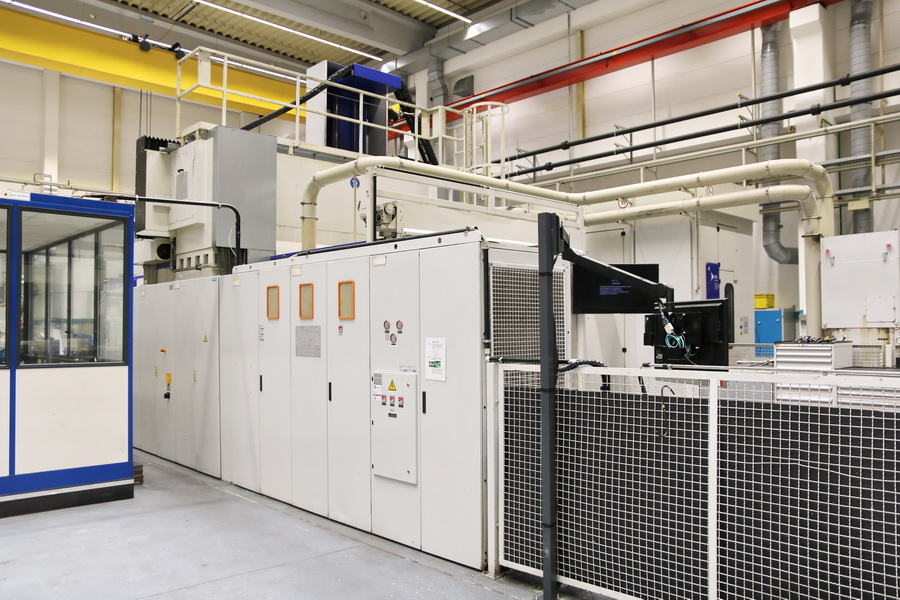Droop + Rein TFS 22-40 DT D40 P CNC 5-Axis Planer Type Milling Machine, 2007 - Dual Chip Conveyors, Through Spindle Coolant, Probe, Rotary Table - Image 69