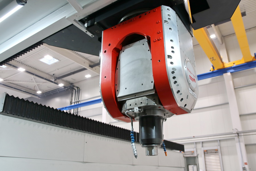 Droop + Rein FOGS 40 60 C CNC 5-Axis High Speed Gantry Type Machining Center, 2016 - Rotary Table, Probe, Blum Tool Measurement System, Extraction System - Image 8