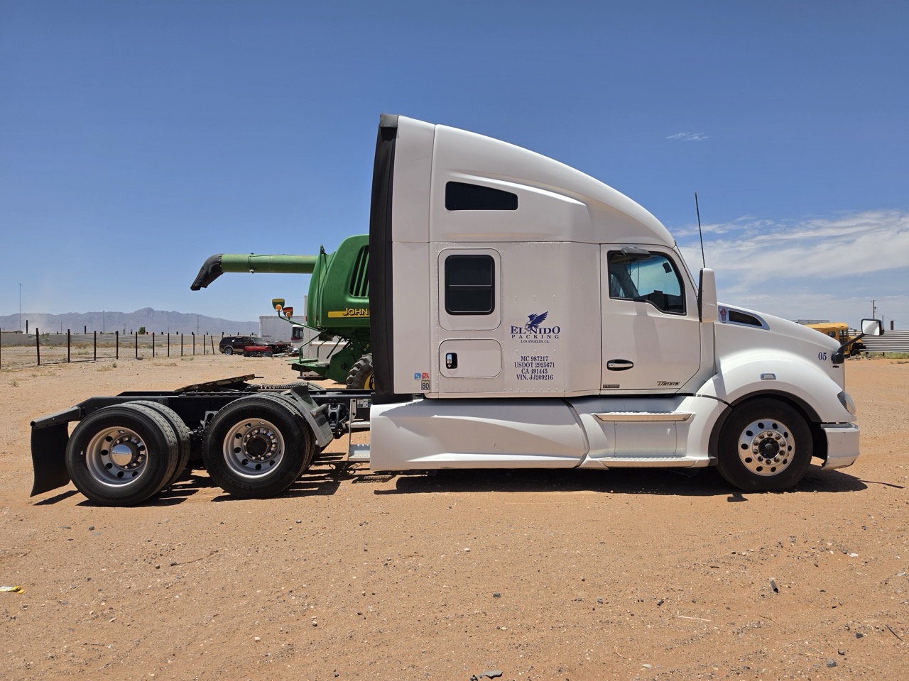 Kenworth T680 Raised Roof Sleeper, 2018 - Cummins ISX Engine - Image 7