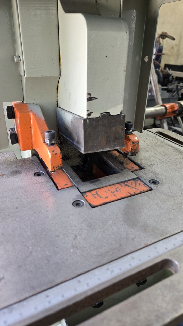 95 Ton Baileigh SW-95 Hydraulic Ironworker, 2018 - Image 9